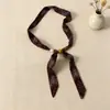 Accesorio de Ropa Versátil: Bufanda de Seda Estrecha con Lunares y Perlas de Estilo Étnico Vintage, Collar Largo para Mujeres con Sentido del Diseño