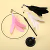 Juguete para Gatos Caña de Pescar con Cascabel, Varilla Larga, Ventosa, Pluma, Alivio del Estrés, Entretenimiento Propio, Resistente a Mordiscos, Cabezales Intercambiables, Venta al por Mayor
