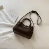 Bolsa de Mão Feminina Retrô Transfronteiriça 2026 Outono Novo Estilo Bolsa Saco Grande Capacidade Para o Dia a Dia Simples Bolsa de Ombro