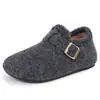 Sapatos Birkenstock Quentes de Feltro Mais Veludo Femininos Inverno Nova Chegada Slip-on Espessados Sapatos de Pelo Preguiçosos Retro Versátil Sapatos de Algodão