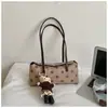 Bolsa de Mão Diária com Bolinhas Retrô Elegante da Moda Suede Sob o Braço de Alta Qualidade Versátil para o Trabalho Casual Bolsa de Ombro