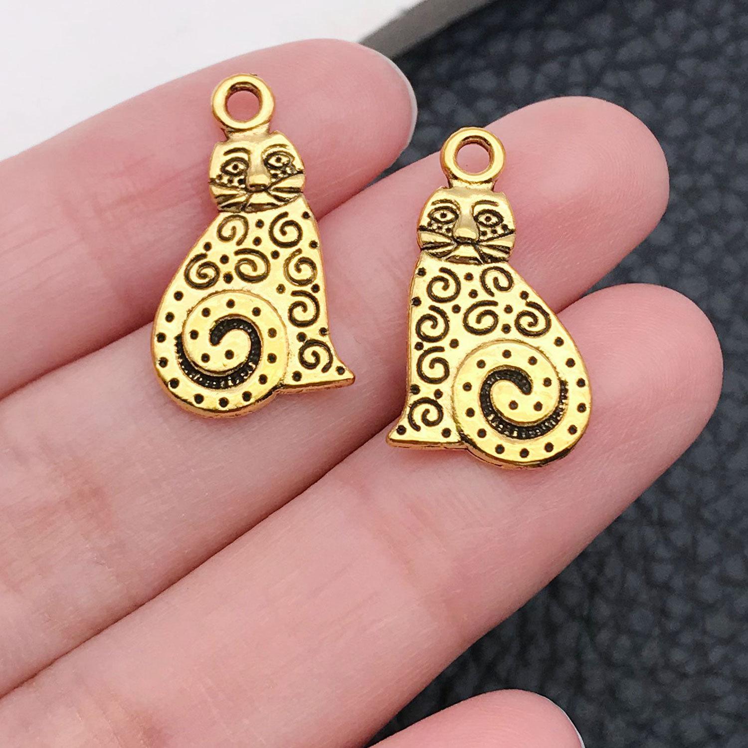 20601-Y-古金锌合金圈圈猫21x12mm-1.3g.j