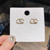 Aretes de Alta Gama para Mujer, Aretes Nicho, Joyería de Temperamento de Flor de Perla Retro, Aretes para Puesto Mayorista