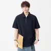 Camiseta Polo Manga Curta Versátil Estilo Japonês Caimento Solto com Zíper Marca Tendência Modelo Novo Verão 2026 Masculino Controle de Preço 98