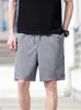 Shorts de Seda Gelada Finos Respiráveis de Secagem Rápida para Homens, Tendência de Verão para Fitness ao Ar Livre e Uso Casual