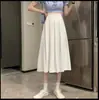 Falda Negra para Mujer Primavera y Verano 2023 Nuevo Estilo Coreano Cintura Alta Ajustada Falda Plisada Línea A Elegante Versátil de Longitud Media