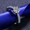 Anel feminino em prata de lei S925 com moissanita 1 quilate Gelo e Neve Rainha segurando flor, simulação de diamante, para casamento e noivado com certificado