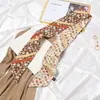Nuevo pañuelo francés retro para el cabello Pañuelo pequeño para mujer primavera y otoño Estilo occidental versátil pañuelo pequeño para corbata de camisa bolsa pañuelo pequeño