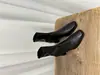 Botas Martin de bico quadrado, salto grosso e cano curto com zíper traseiro, novo estilo primavera/outono 2025, chiques e modernas europeias e americanas, botas elásticas que afinam