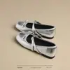 Zapatos Mary Jane Plateados con Lazo para Mujer 2026 Nuevo Verano Boca Baja con Falda Temperamento Bailarinas Francesas