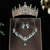 Popular Joyería de Novia Cruzada Europea y Americana Corona Juego de Tres Piezas Aleación Conjunto de Gota de Agua Accesorios para Vestido de Banquete Venta al por Mayor