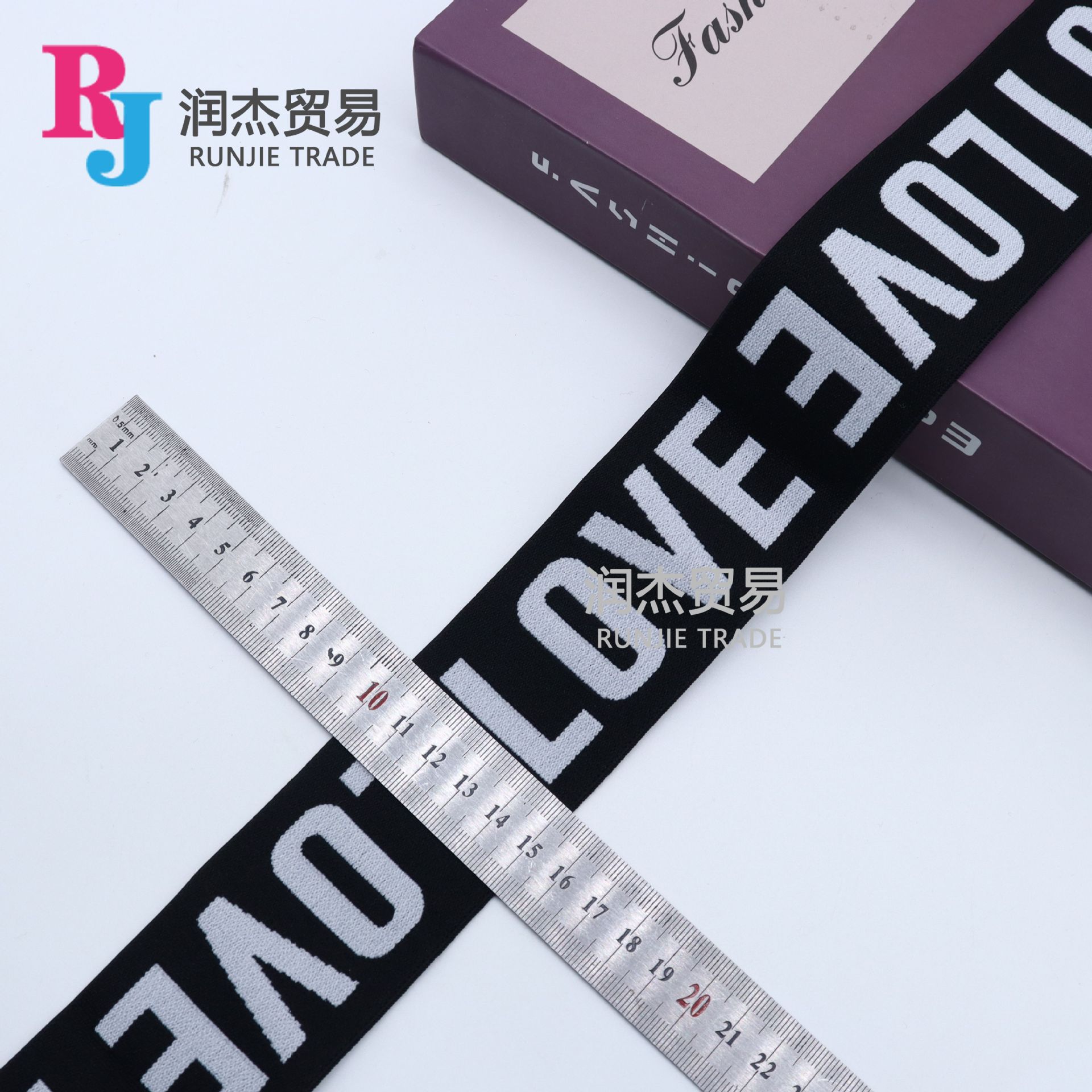 26黑提白字LOVE 5cm.jpg