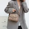 Fábrica de Origen Canguro Barney Moda Versátil Simple Retro Clásico Estilo Bolso de Hombro Nicho Venta al por Mayor Dropshipping