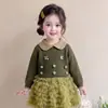Suéter de outono para meninas, de manga comprida, novo estilo 2026, top de malha com gola babydoll, top de outono super fofo para crianças
