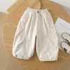 Conjunto de Chaqueta con Solapa para Niños 2026 Otoño Nuevo Estilo Coreano Tendencia Fresca Chaqueta con Remaches y Pantalones de Pierna Ancha Conjunto de Dos Piezas a la Moda