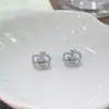 Pendientes de Botón Lindos y Frescos con Orejas de Gato Kt de Acero de Titanio 316L para Cartílago de la Oreja Pendientes de Hilo Exterior Exquisitos de Nicho con Forma de Manzana Hueca y Circonia
