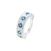 Pendientes de Clip de Diamante Azules y Blancos Estilo Coreano, Lujo Accesible Pendientes Azules Frescos de Zirconia para Hombre, Pendientes Redondos de Diseño Simple Tendencia