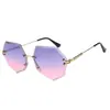 Nueva tendencia polígono octagonal sin montura gafas de sol mujer degradado color pieza oceánica moda gafas de sol fábrica venta al por mayor
