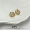 Exquisitos Aretes Redondos Geométricos con Diamantes Brillantes, Lujo Ligero y Sensación de Alta Gama, Simples y Versátiles, Aretes de Estilo Suave