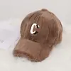 Chapéu de Pelúcia Feminino Outono e Inverno Chapéu Preto Realça o Rosto Veludo Pequeno Espessado Quente Letra C Copa Rígida Chapéu de Beisebol