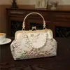Bolso Cheongsam Estilo Chino Retro Nuevo Terminado con Falda de Cara de Caballo Hanfu Bolso Portátil Dorado Cruzado