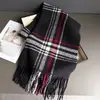 Cachecol Xadrez Casual Moda Outono e Inverno Quente Xale Feminino Versátil Roupa de Trabalho Fio de Lã com Franjas Cachecol de Imitação de Caxemira