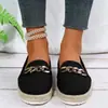 Zapatos Casuales Planos para Mujer, Modelo 2026, Slip-On, Bloques de Color, Ligeros y Modernos, Versátiles para Uso en Exteriores
