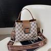 Nuevo Modelo Otoño/Invierno 2024: Popular Bolso Cubo Estampado de Gran Capacidad, Elegante Bolso de Hombro Único, Versátil Diseño Minimalista Urbano