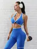Novo conjunto esportivo e de yoga com blocos de cor transfronteiriços para mulheres, conjunto de duas peças para esportes ao ar livre e fitness que realça o bumbum, cor pêssego