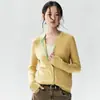 Cárdigan de lana fina de cuello redondo, dos piezas falsas, camiseta básica de cuello redondo para mujer, otoño 2026, chaqueta de hilo Yangzi alemán