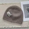 Chapéu de tricô com decoração de flor francesa para mulheres, outono e inverno, estilo coreano suave, chapéu largo, cobertura quente para a cabeça, chapéu para o frio, circunferência da cabeça grande