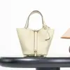 Bolsa Cesta de Vegetais Clássica de Couro Bovino de Primeira Camada Personalizada de Fábrica, Bolsa Saco de Couro Genuíno de Alta Qualidade, Bolsa de Mão Versátil para Exportação