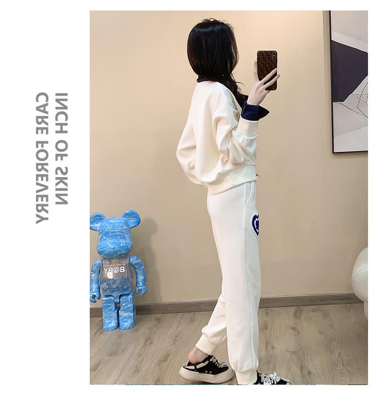 跨境淘货源分销2023秋季新款街头潮流减龄小个子爆款欧货网红款运动套装休闲运动气质休闲时尚流行新款秋装秋装女装时尚套装套装女装秋季套装女套装女女士运动服女装两件套套装卫衣套装休闲套装秋季套装女装时尚套装盐系休闲套装女装2023百搭设计感小众洋气欧货阿里国际站跨境采购Cross-border, shopping source, foreign trade, export, distribution 2023 fall, new, street trend, explosive, European goods, network red, sportswear, leisure sports, temperament leisure, fashion popular, new autumn wear, autumn women's wear, fashion suit, women's wear, women's wear, women's wear, women's sportswear, women's two-piece, hoodie suit, casual suit, autumn suit, women's wear, Fashion suit salt department, casual suit women's dress, Ali International Station, cross-border procurement