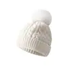 Chapéu de tricô com tranças de cor pura europeu com forro de fleece, espessado, para mulheres, para o inverno ao ar livre, à prova de vento, para esqui e ciclismo