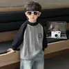 Suéter Masculino Outono Inverno 2026 Novo Estilo Infantil Gola Redonda Tricô Camada Base Inverno Roupa Íntima para Crianças Pequenas Tricô Espesso