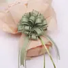 Frete grátis 30# gaze de neve média simples elegante flor de bola tridimensional embalagem de presente de Natal flor de mão estendida Macaron