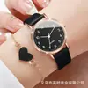 Set Popular Transfronterizo de Reloj y Pulsera para Mujer, Esfera Pequeña, Reloj con Correa de Cuero para Mujer Simple y a la Moda, Pulsera de Corazón