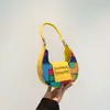 Bolsos transfronterizos bolsa mujer 2024 nueva moda bolso de axila de media luna nicho hermoso color de contraste bolso de hombro de media luna