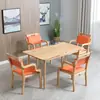 Mesa para Idosos de Madeira Maciça, Adequada para Combinação de Mesa e Cadeiras de Jantar para Idosos, Mobiliário para Apartamento em Lar de Idosos, Lar de Idosos, Mesa de Lazer para Instituição de Saúde