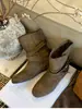 Botas de moda estilo Melard com fivela retrô para mulheres, nova coleção outono 2026, botas de moda versáteis de sola macia na altura da panturrilha