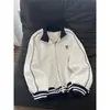 Jaqueta Tendência Color-Block com Gola Alta para Casal para Outono e Inverno, Jaqueta Baseball com Bordado de Letras Estilo Americano, Moletom Casual Versátil Retrô