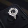 Anillo estético de moda de alta gama Princess Square Diamond, soporte vacío de plata S925, microincrustación de circonita flash de diamante cuadrado escalonado