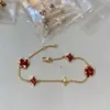 Novo Pulseira de Trevo de Quatro Folhas Transfronteiriço Lu, Ouro V Branco Concha Branca Seis Folhas, Luxo Leve Banhado a Ouro 18K Rosa CNC Trevo de Quatro Folhas Design de Cinco Folhas