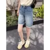 Nuevos shorts de mujer con ribete de encaje para el verano, marca de moda, diseño fino, corte recto de nicho, talla grande, casual deportivo, hasta la rodilla