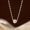 Collar de bola redonda cepillada para mujer, diseño de nicho, lujo ligero, cadena de clavícula de alta gama, colgante simple y versátil, perfecto como regalo