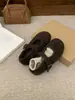 Sapatos femininos com aumento interno totalmente fechados de pelúcia, veludo, lã, tamancos, sapatos de algodão, Mary Jane, abertura rasa outono e inverno, sola quente e grossa