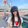 Nuevo Sombrero Octogonal de Moda Versátil Estilo Británico a Cuadros para Mujer Primavera y Verano, Sombrero de Boina Versátil que Adelgaza el Rostro, Sombrero de Sol con Protección Solar