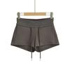 Pantalones cortos deportivos con cordón de estilo europeo y americano para mujer, de verano, con pierna ancha, cintura adelgazante, pantalones casuales de yoga y fitness.