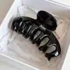 Grampo de cabelo grande elegante estilo coreano com bolinhas delicadas para coques na parte de trás da cabeça, acessório de cabelo elegante em forma de tubarão para meninas