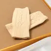 Guantes de medio dedo nuevos estilo coreano para mujer, otoño e invierno, lana, cálidos, dedos expuestos, para estudiantes, pantalla táctil, muñequera tejida engrosada, modernos